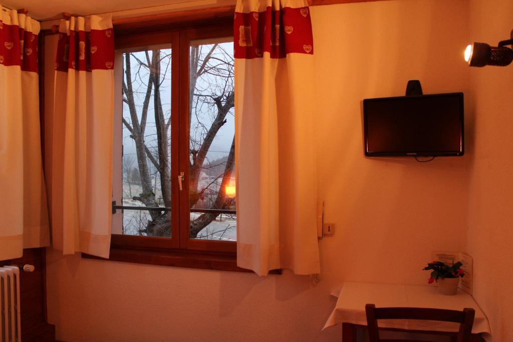 La Ferme Du Bois Barbu Hotell Villard-de-Lans Rom bilde